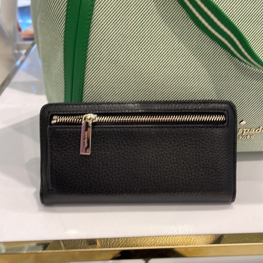 Kate Spade Dumpling Large Slim Bifold Wallet
COLOR: Black - Picture 8 of 16